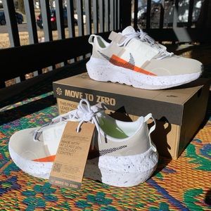 Brand New Nike Crater Impact, Cream II/Armory Navy, Size 10